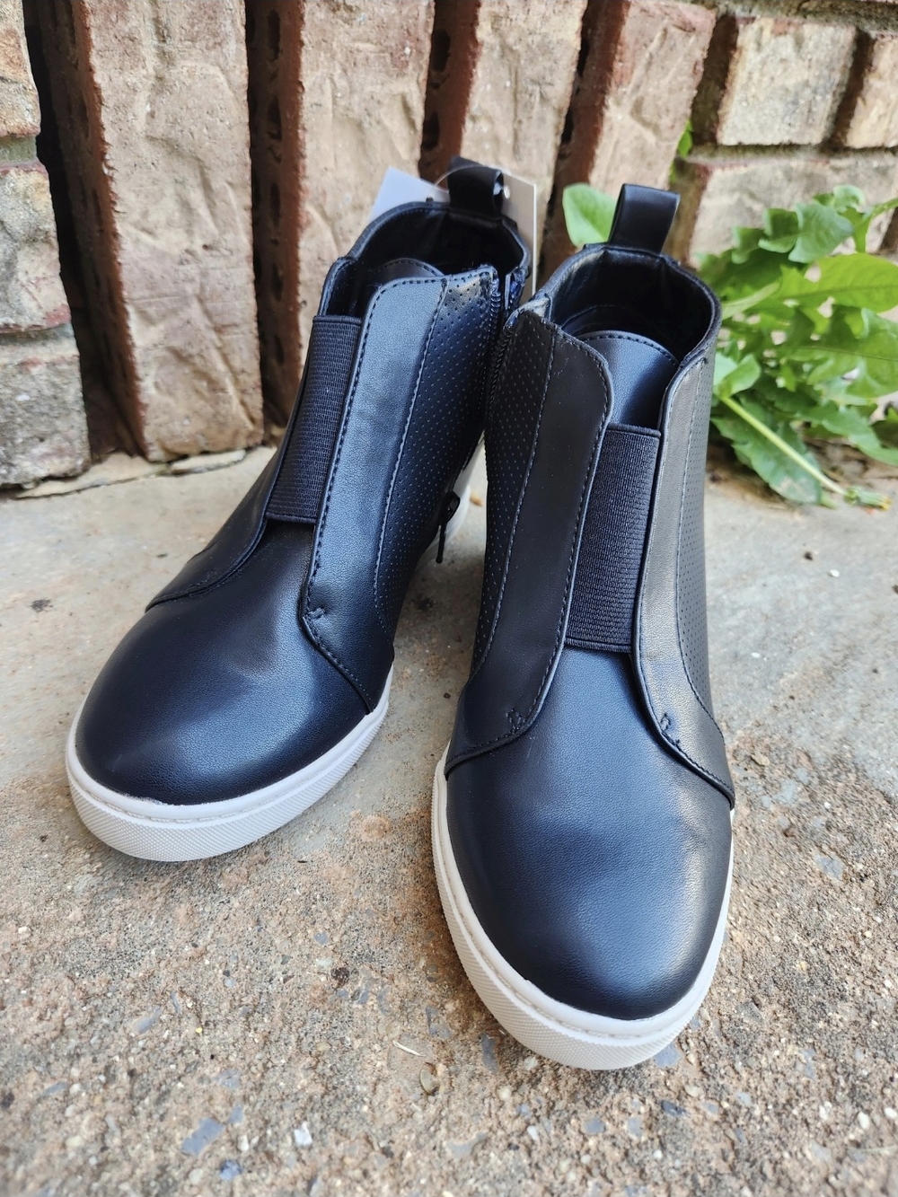 New Women's A New Day Black Memory Foam Wedge Shoes, RV $42 size 7